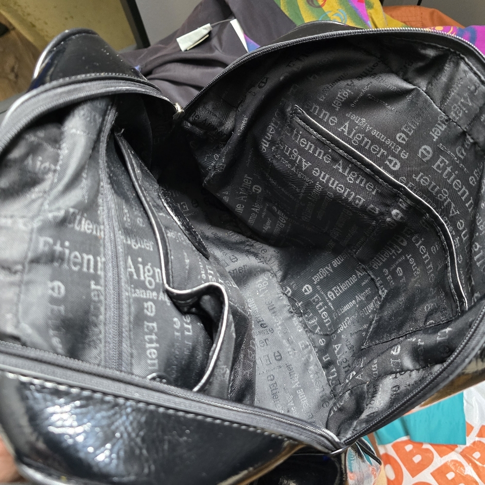 Glam Etienne Aigner Patent Leather Shoulder Bag - Picture 3 of 6